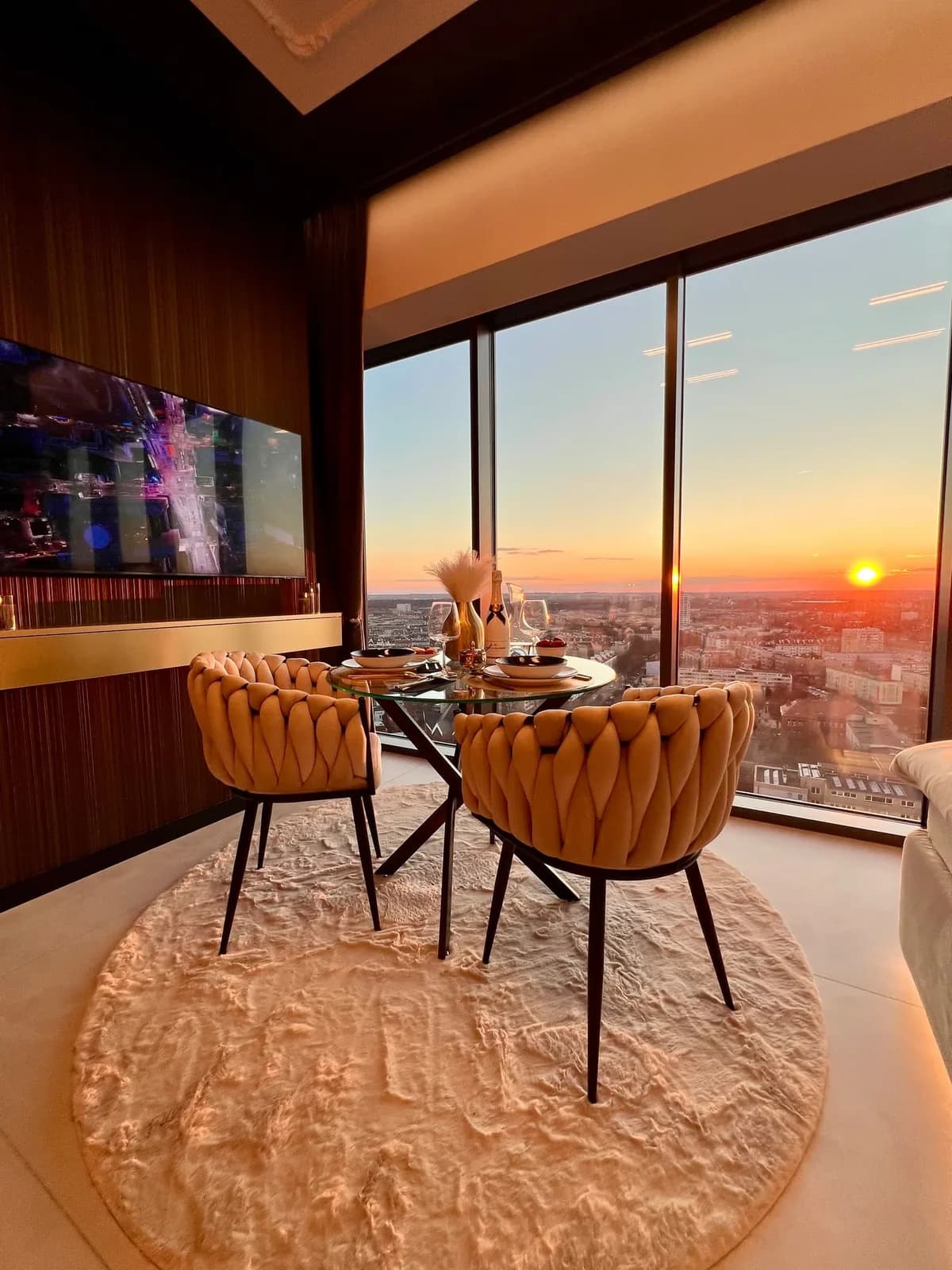 Dining corner with beautiful sunset
